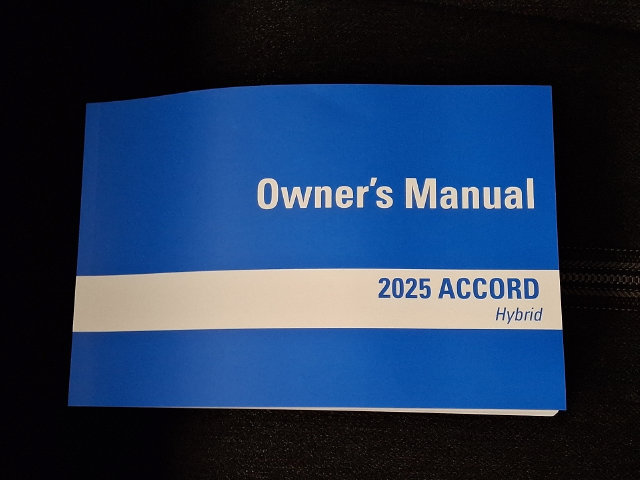 Used 2025 Honda Accord Sport image 27