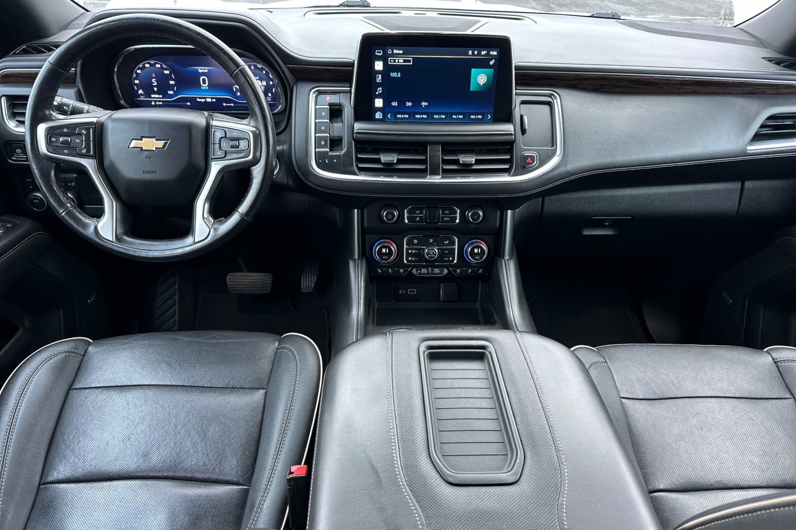 Used 2022 Chevrolet Suburban Premier image 15