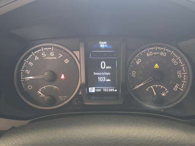 Used 2017 Toyota Tacoma TRD Sport w/ Tow Package (A/T) AWD/4WD image 17