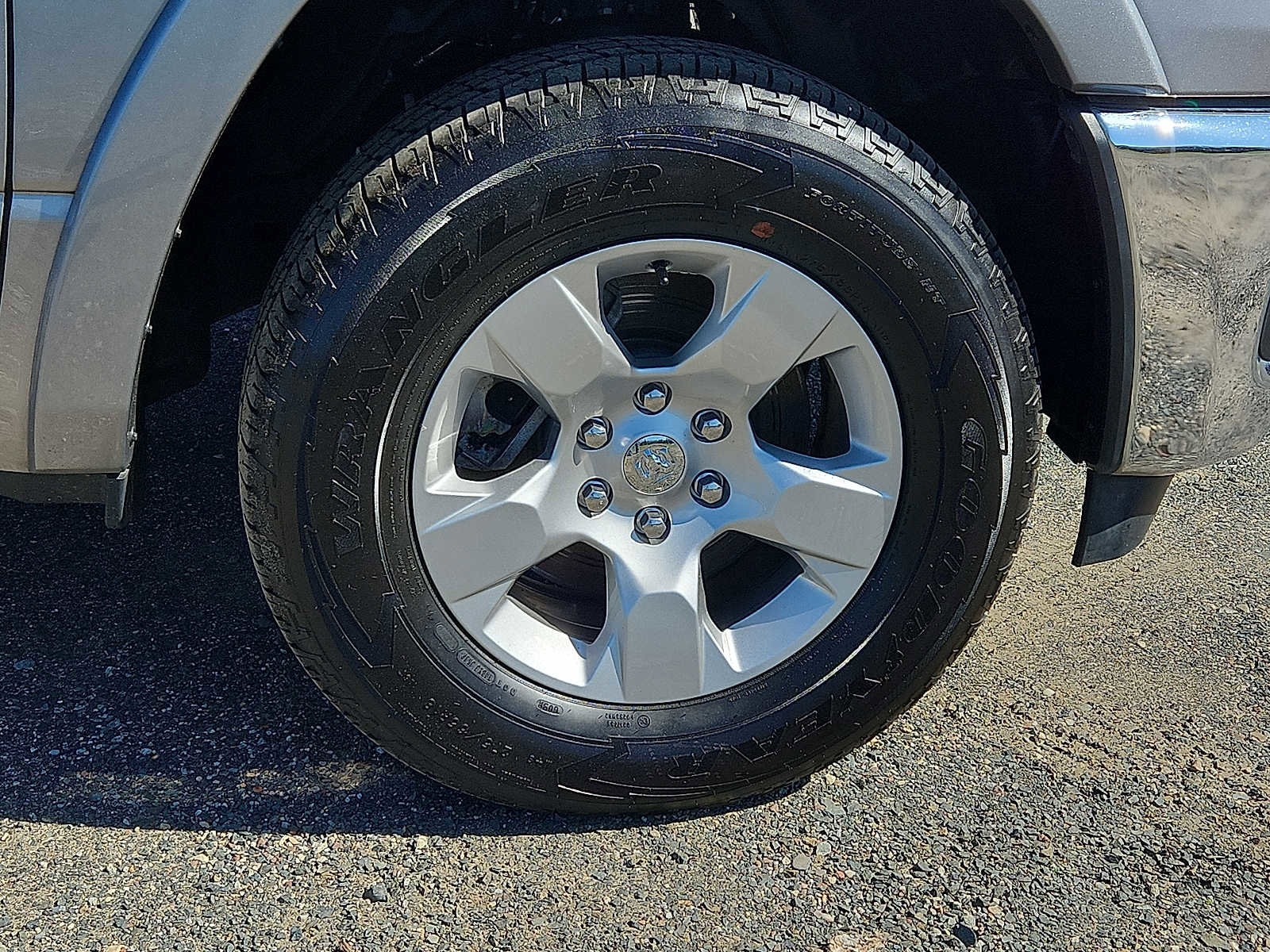 Used 2025 RAM 1500 Big Horn image 8