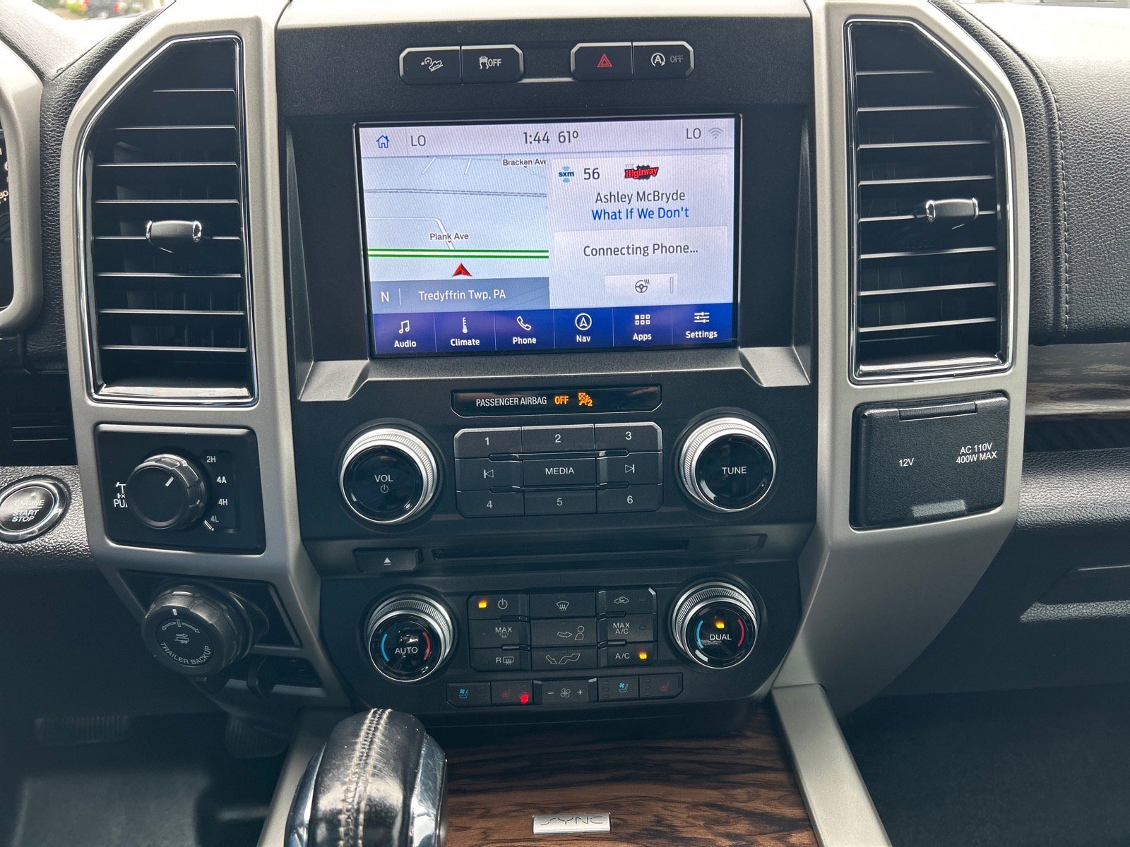 Used 2018 Ford F150 Lariat w/ Equipment Group 502A Luxury AWD/4WD image 29