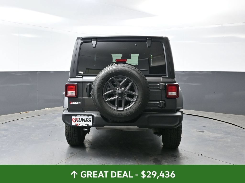 Used 2025 Jeep Wrangler Unlimited Sport AWD/4WD image 12