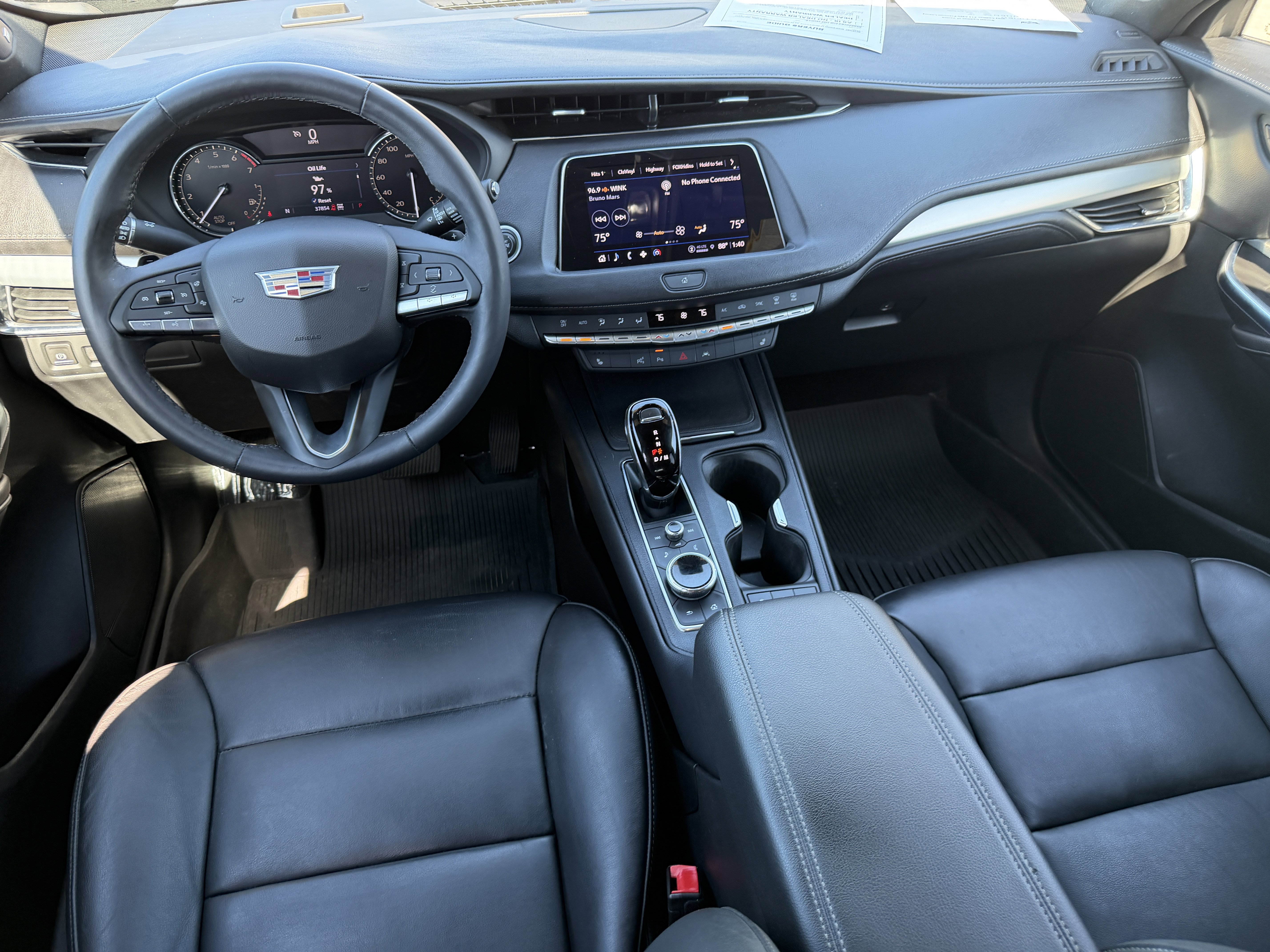 Certified 2022 Cadillac XT4 Premium Luxury w/ Enhanced Visibility Package AWD/4WD image 13