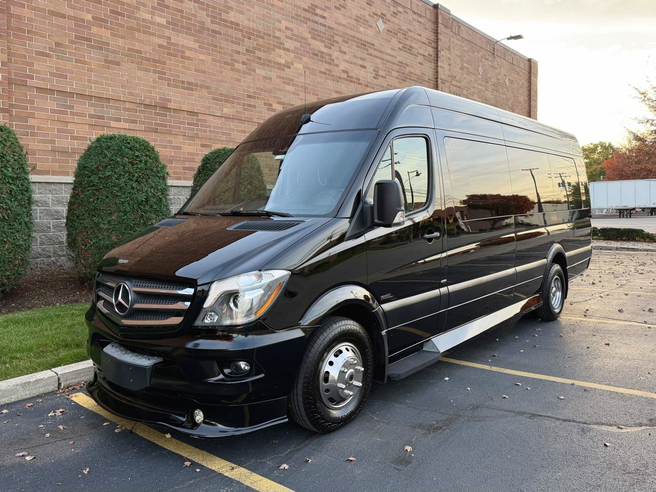 Used 2016 Mercedes-Benz Sprinter 3500 image 3
