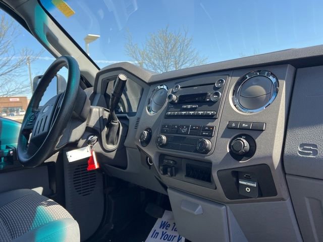 Used 2011 Ford F350 XLT w/ XLT Interior Pkg image 32