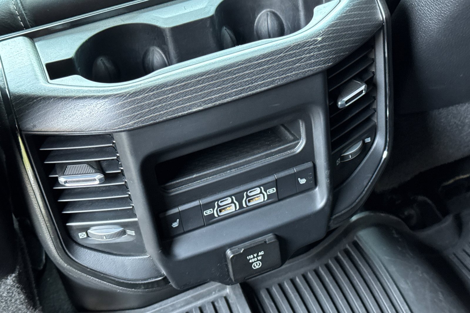 Used 2022 RAM 3500 Limited image 37