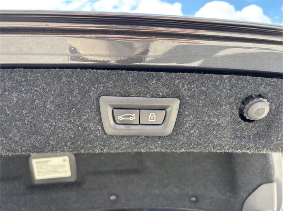 Used 2018 BMW 540i RWD image 52