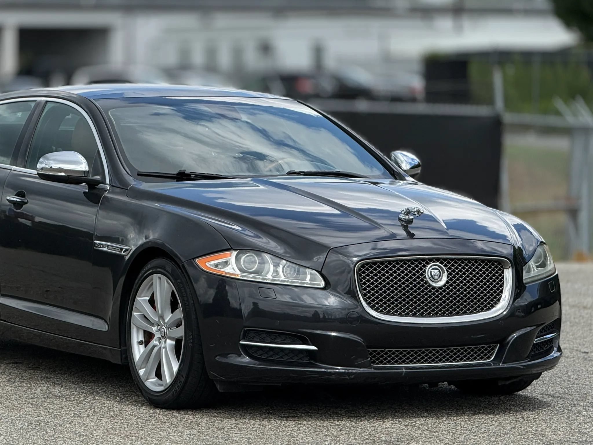 Used 2012 Jaguar XJ L RWD image 15