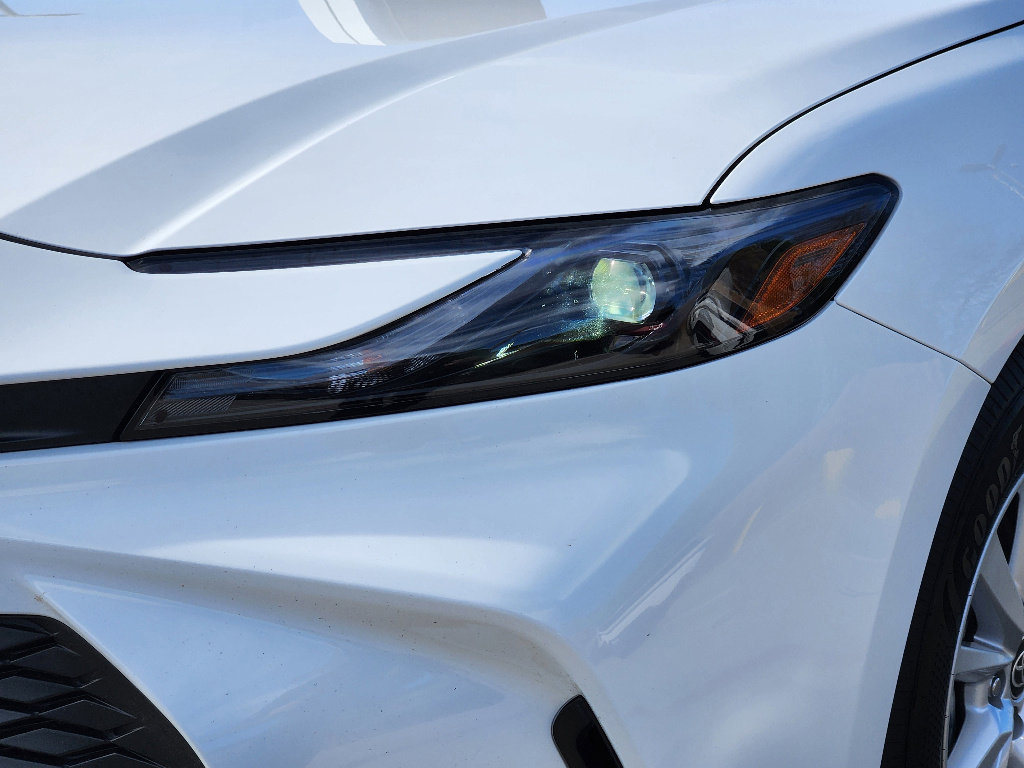 Used 2026 Toyota Camry LE w/ Convenience Package image 7