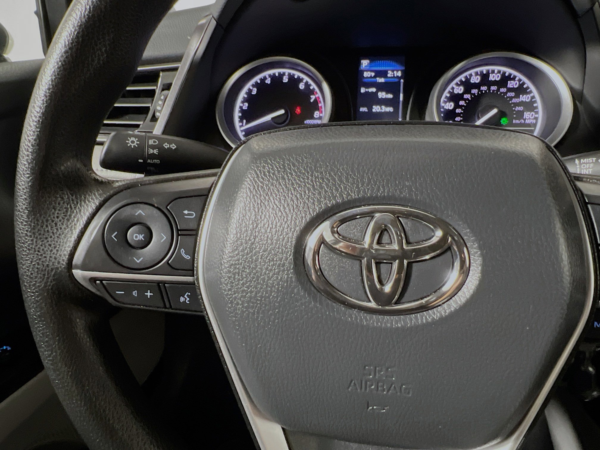 Used 2023 Toyota Camry LE image 19