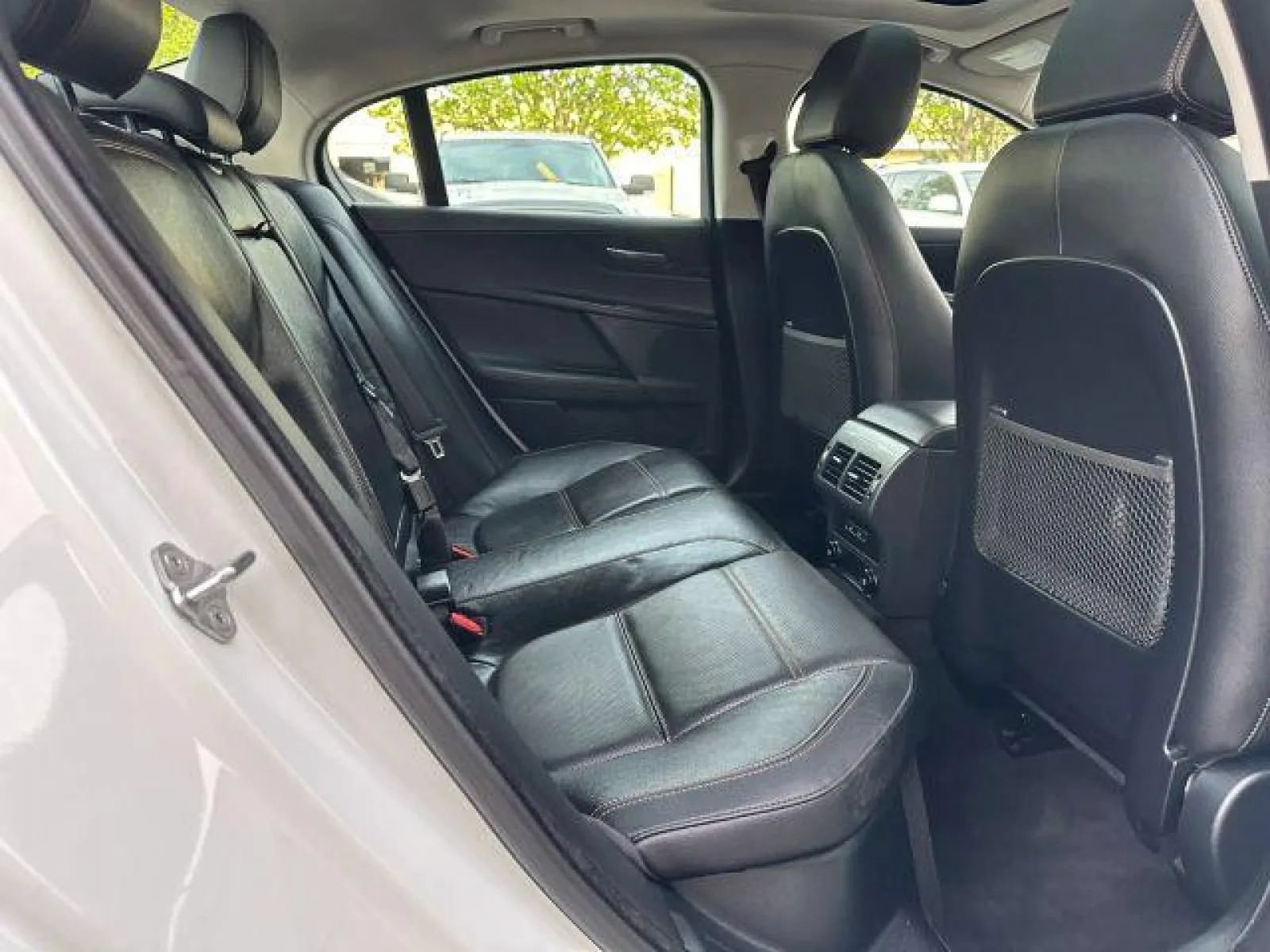 Used 2018 Jaguar XE Prestige RWD image 26