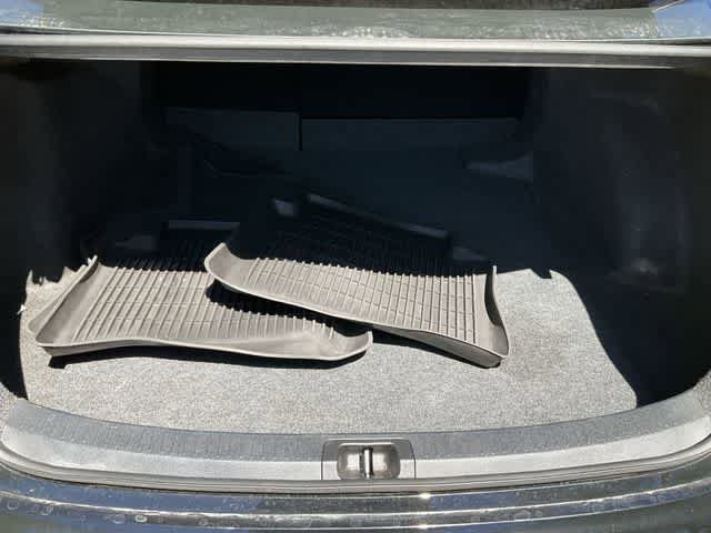 Used 2025 Toyota Corolla LE FWD image 15