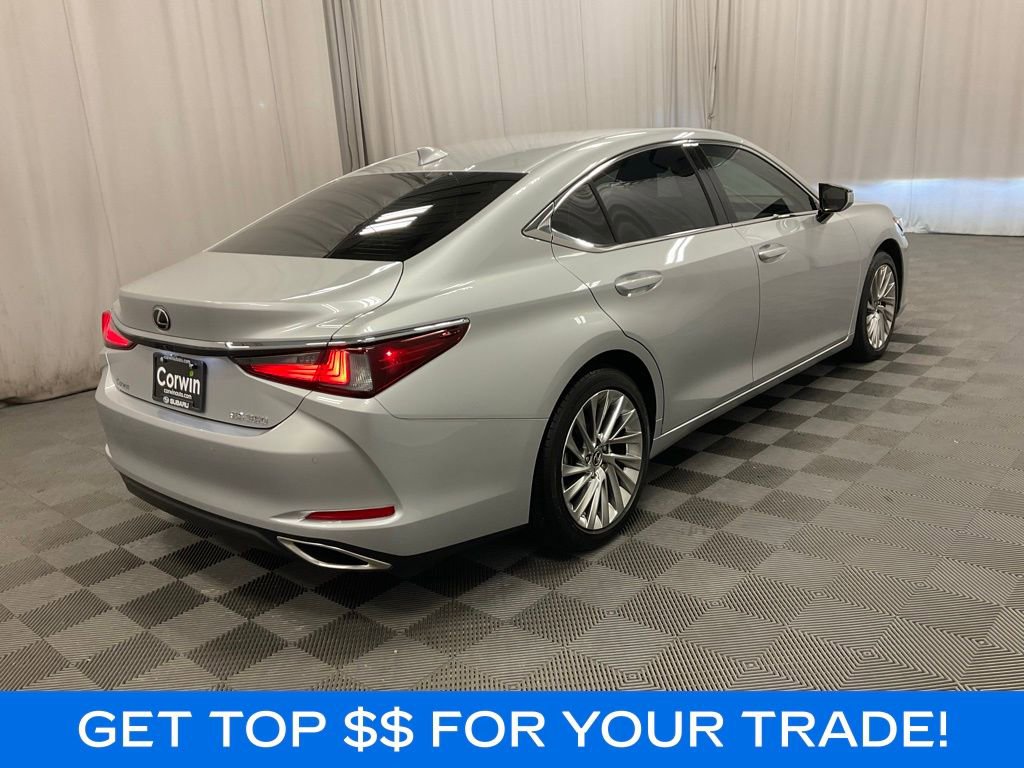 Used 2020 Lexus ES 350 w/ Accessory Package FWD image 3