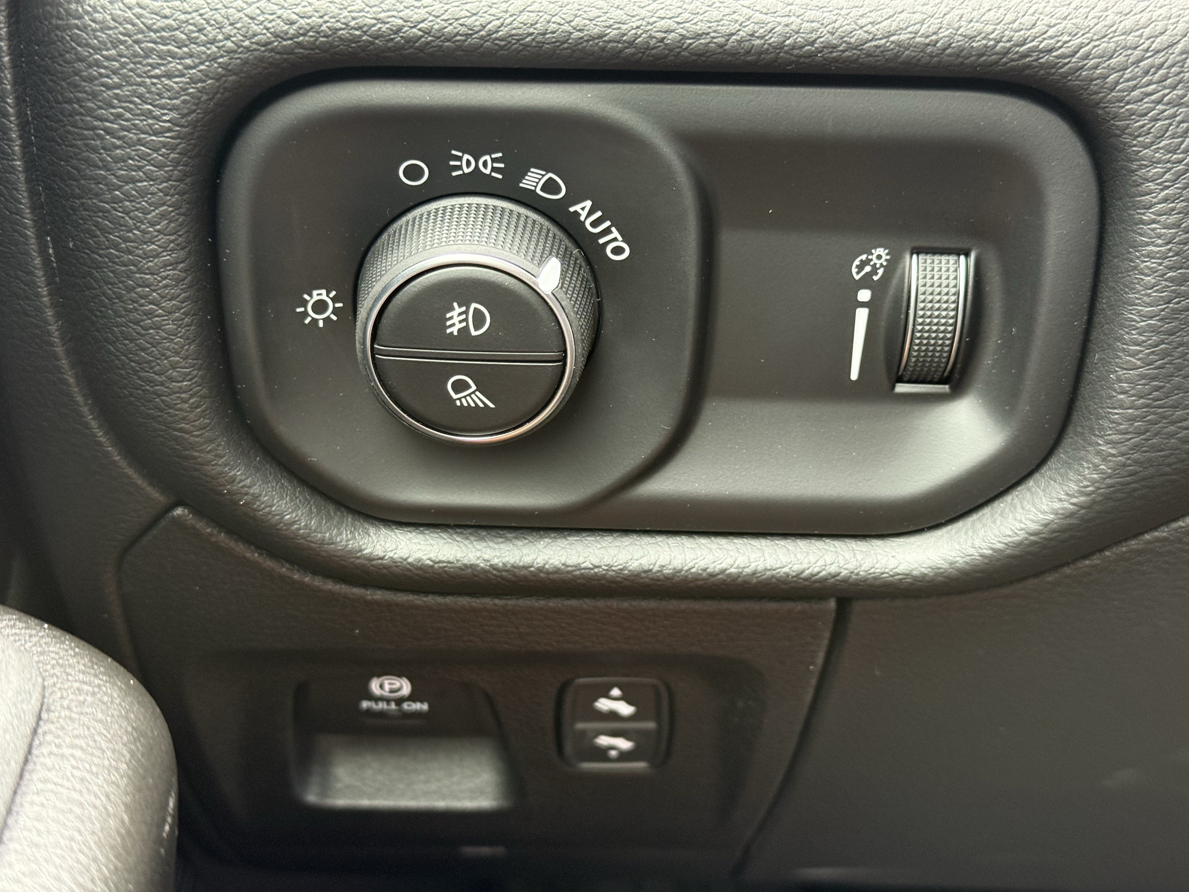 New 2026 RAM 1500 Big Horn w/ Night Edition RWD image 27