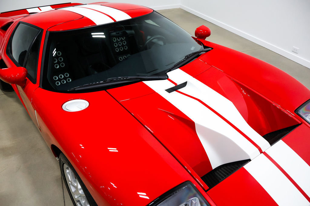 Used 2006 Ford GT RWD image 73