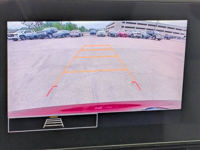Used 2025 Chevrolet Trax LS w/ LS Convenience Package FWD image 12
