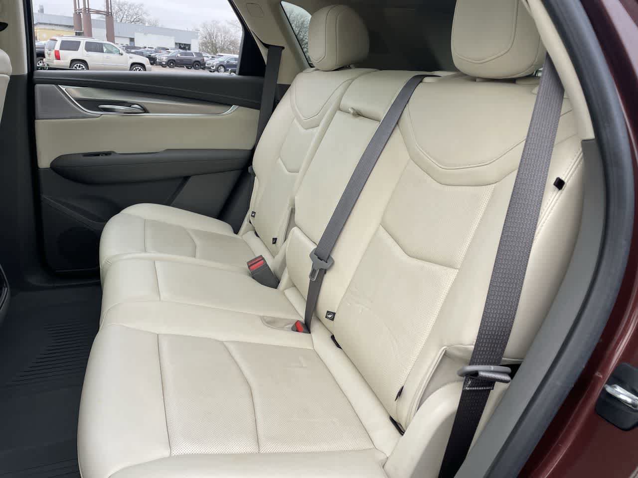 Certified 2023 Cadillac XT5 Premium Luxury w/ LPO, Floor Liner Package image 19