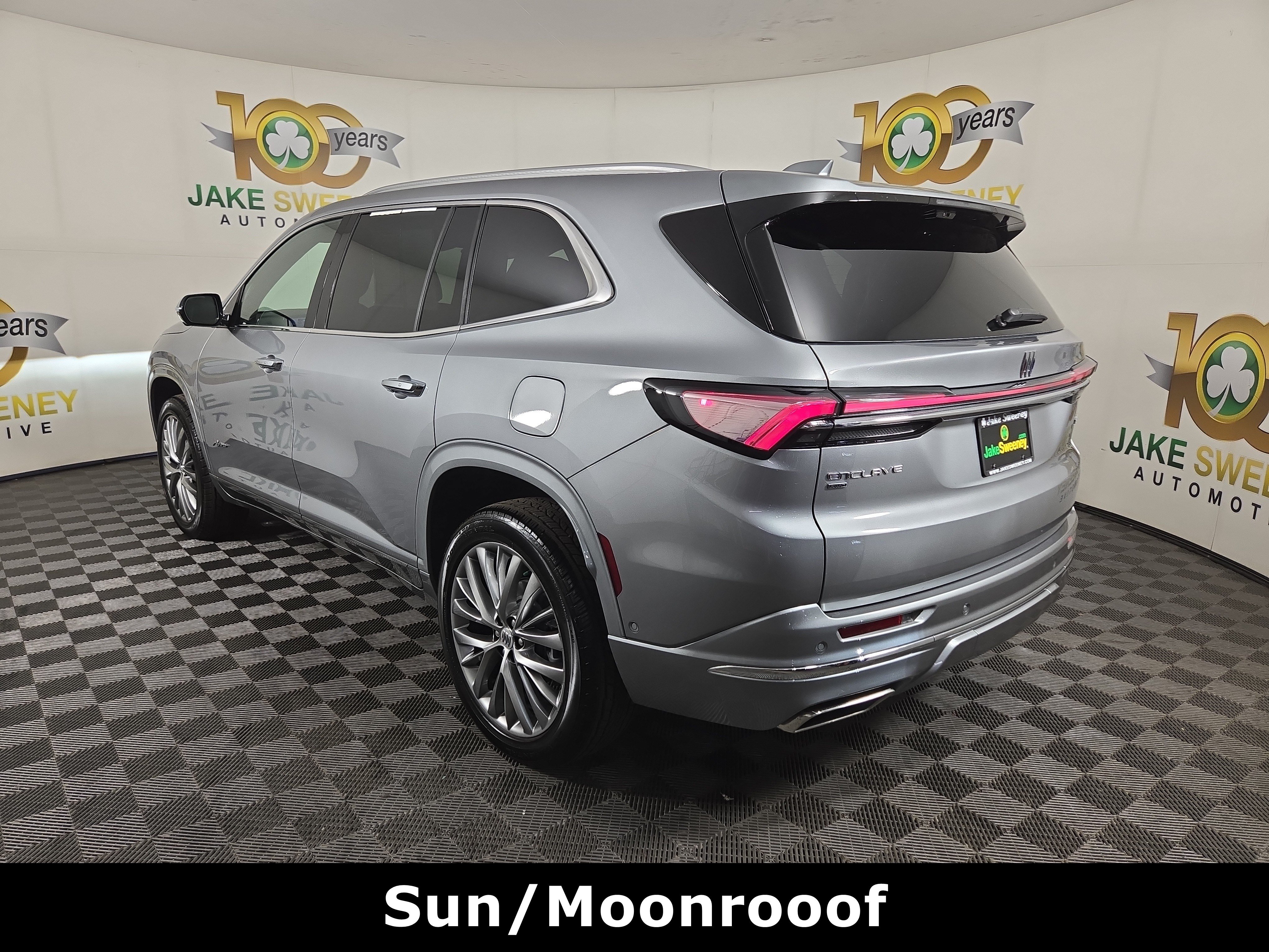 Certified 2026 Buick Enclave Avenir w/ Super Cruise Package AWD/4WD image 6