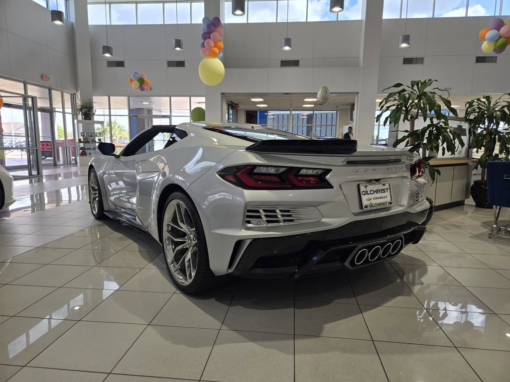 New 2026 Chevrolet Corvette Z06 w/ Stealth Interior Trim Package RWD image 5