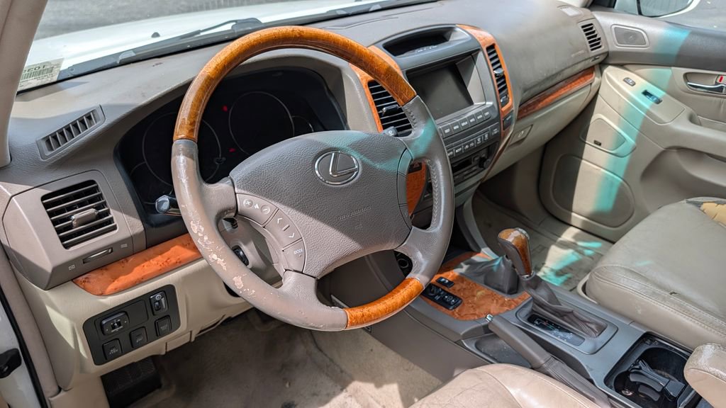 Used 2004 Lexus GX 470 AWD/4WD image 2
