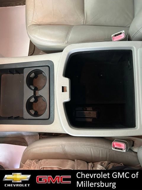 Used 2008 GMC Yukon XL SLT w/ SLT Preferred Equipment Group AWD/4WD image 19
