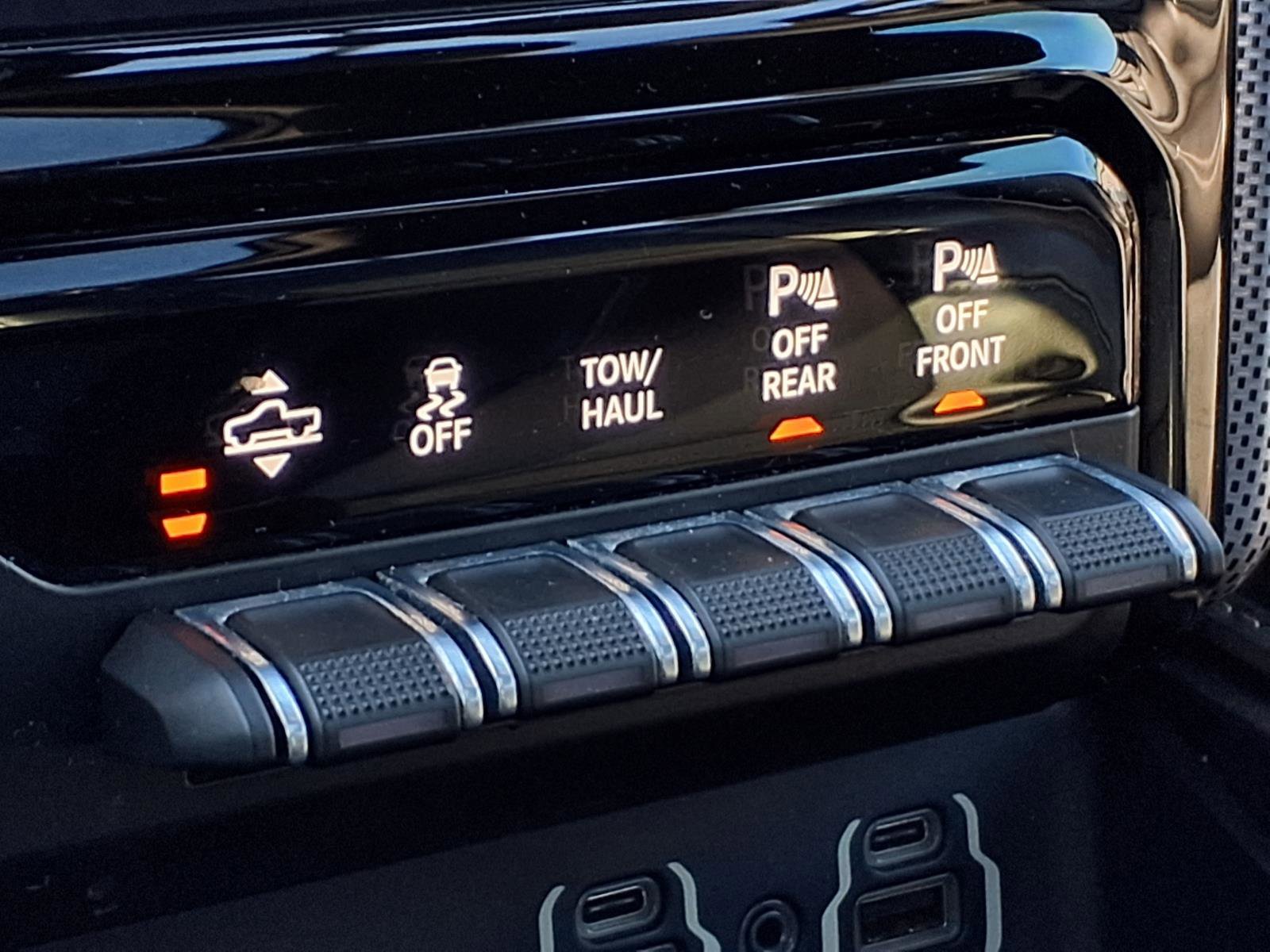 Used 2019 RAM 1500 Limited image 13