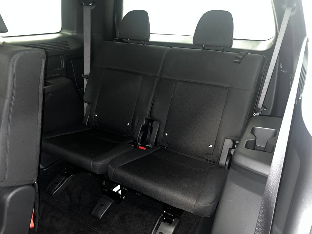 Used 2026 Hyundai Santa Fe SE FWD image 29