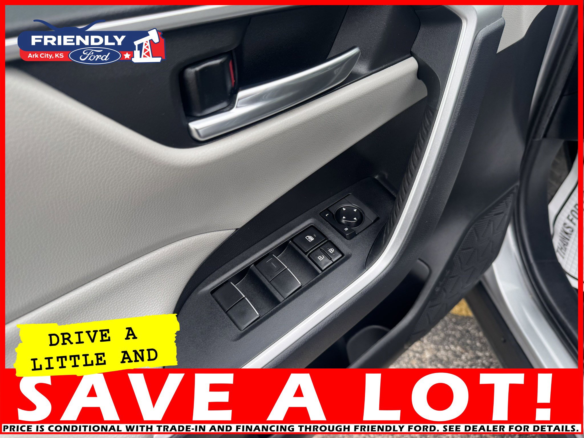 Used 2020 Toyota RAV4 XLE Premium image 14