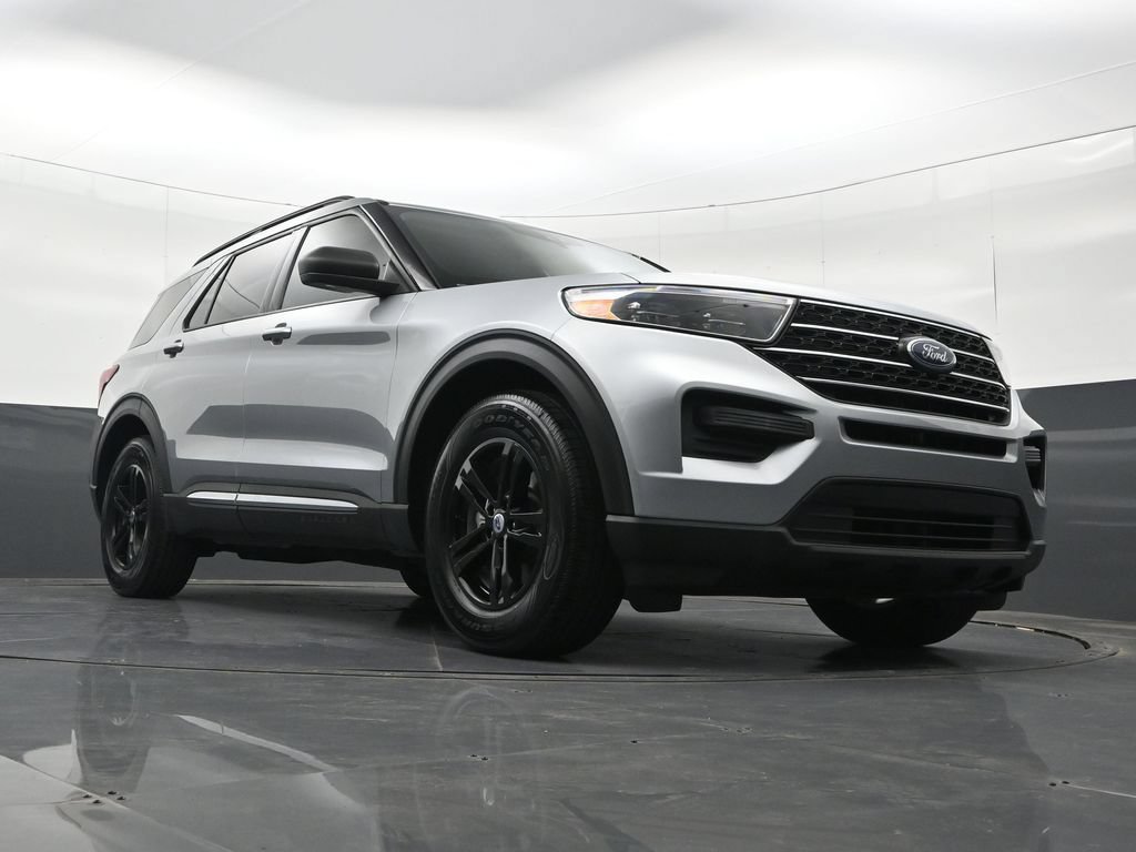 Used 2023 Ford Explorer XLT RWD image 37
