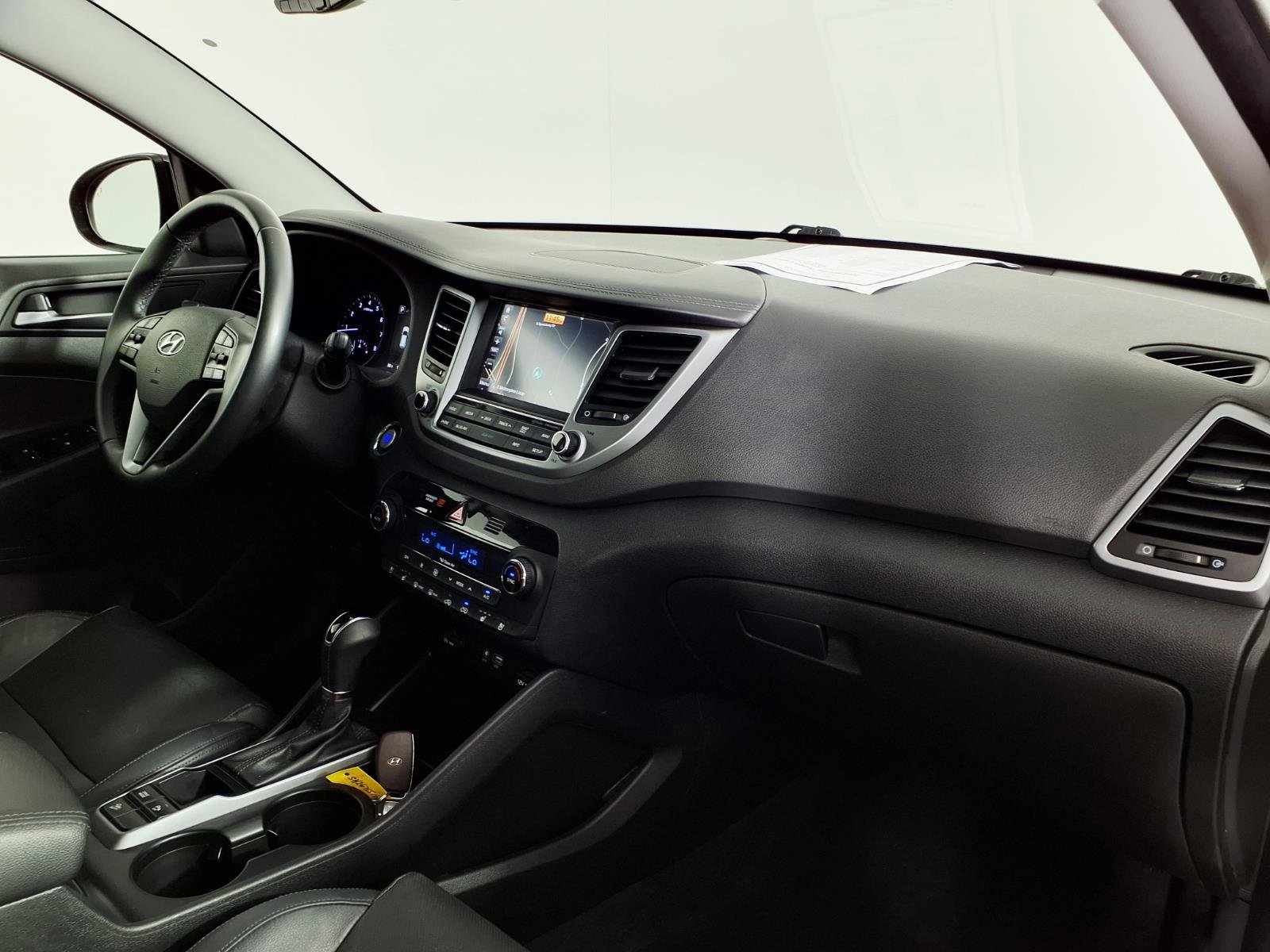 Used 2016 Hyundai Tucson Limited w/ Option Group 03 image 9