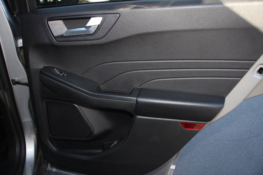Certified 2023 Ford Escape ST-Line AWD/4WD image 25