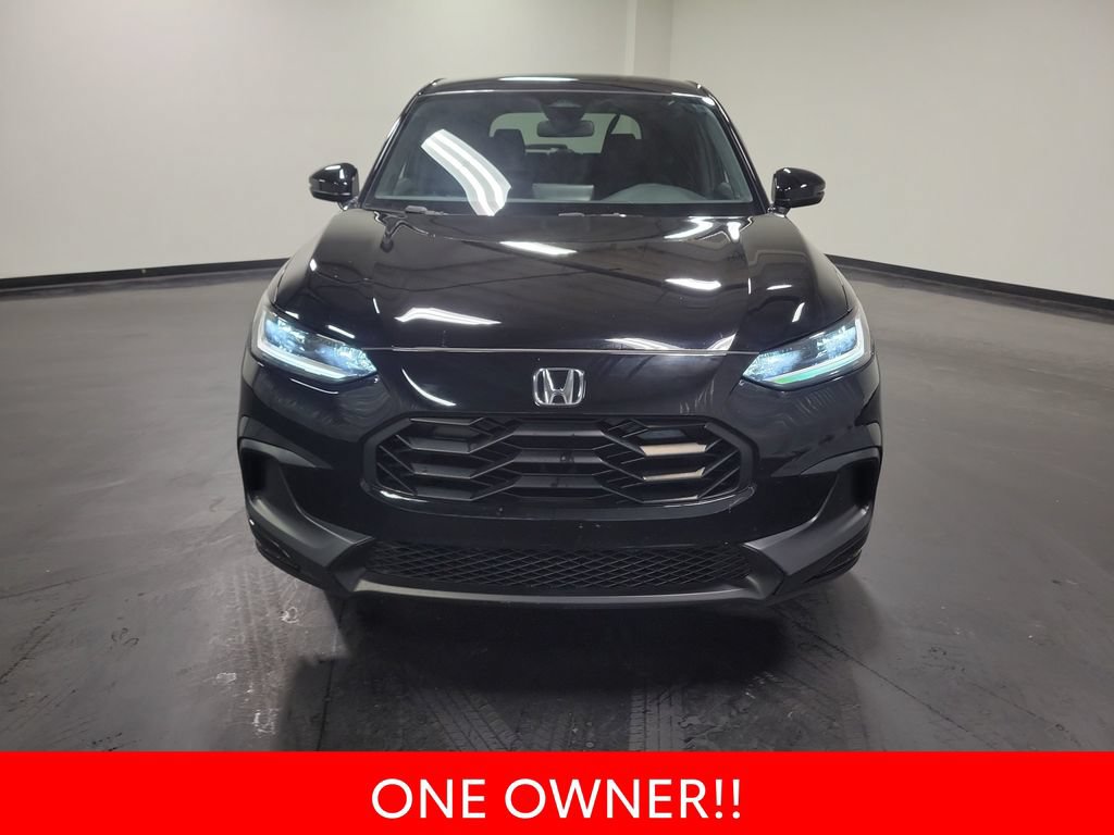 Used 2025 Honda HR-V Sport image 3