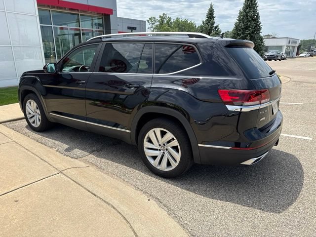 Used 2021 Volkswagen Atlas SEL AWD/4WD image 4