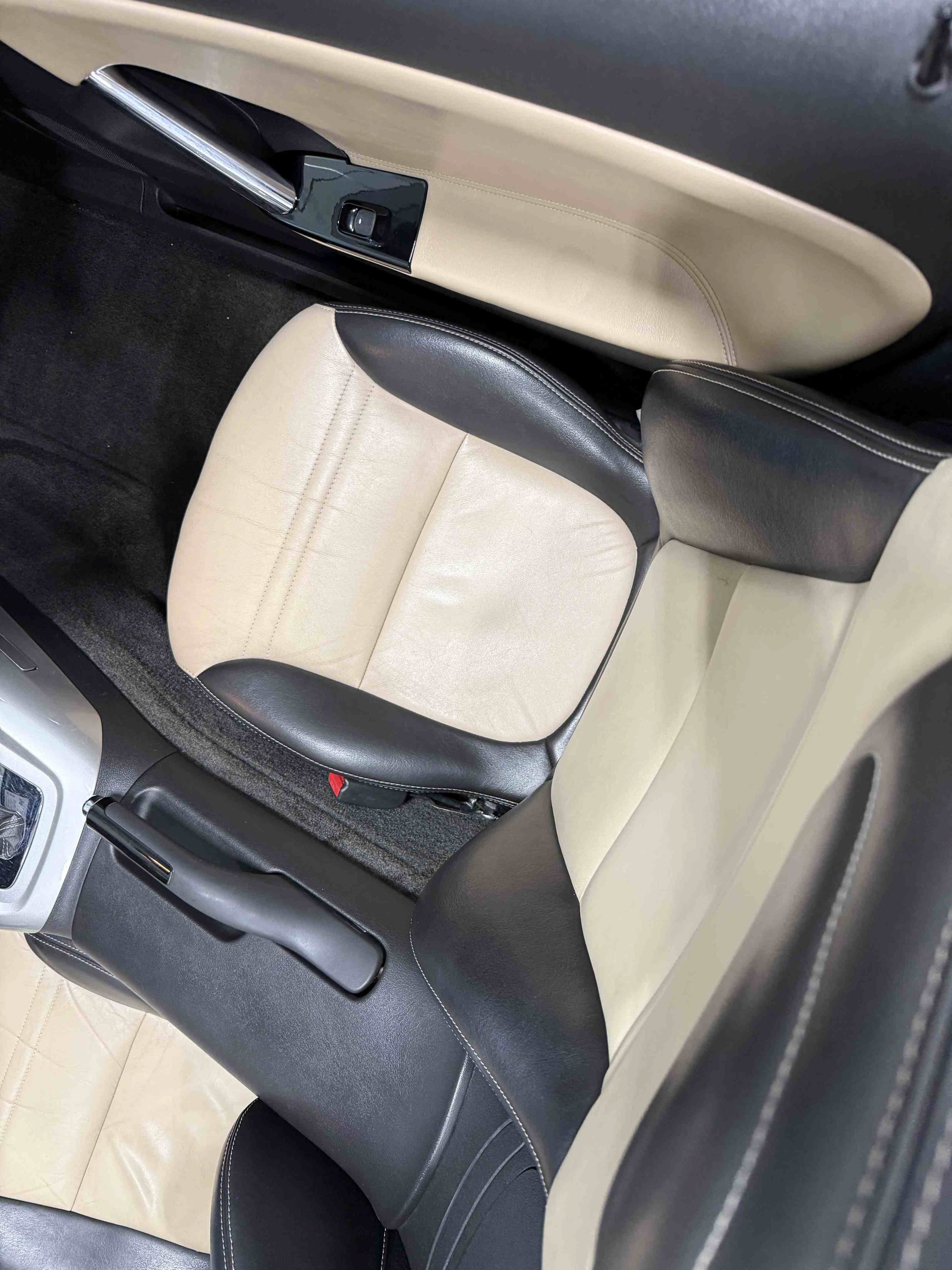 Used 2009 Saturn Sky w/ Premium Trim Package RWD image 61