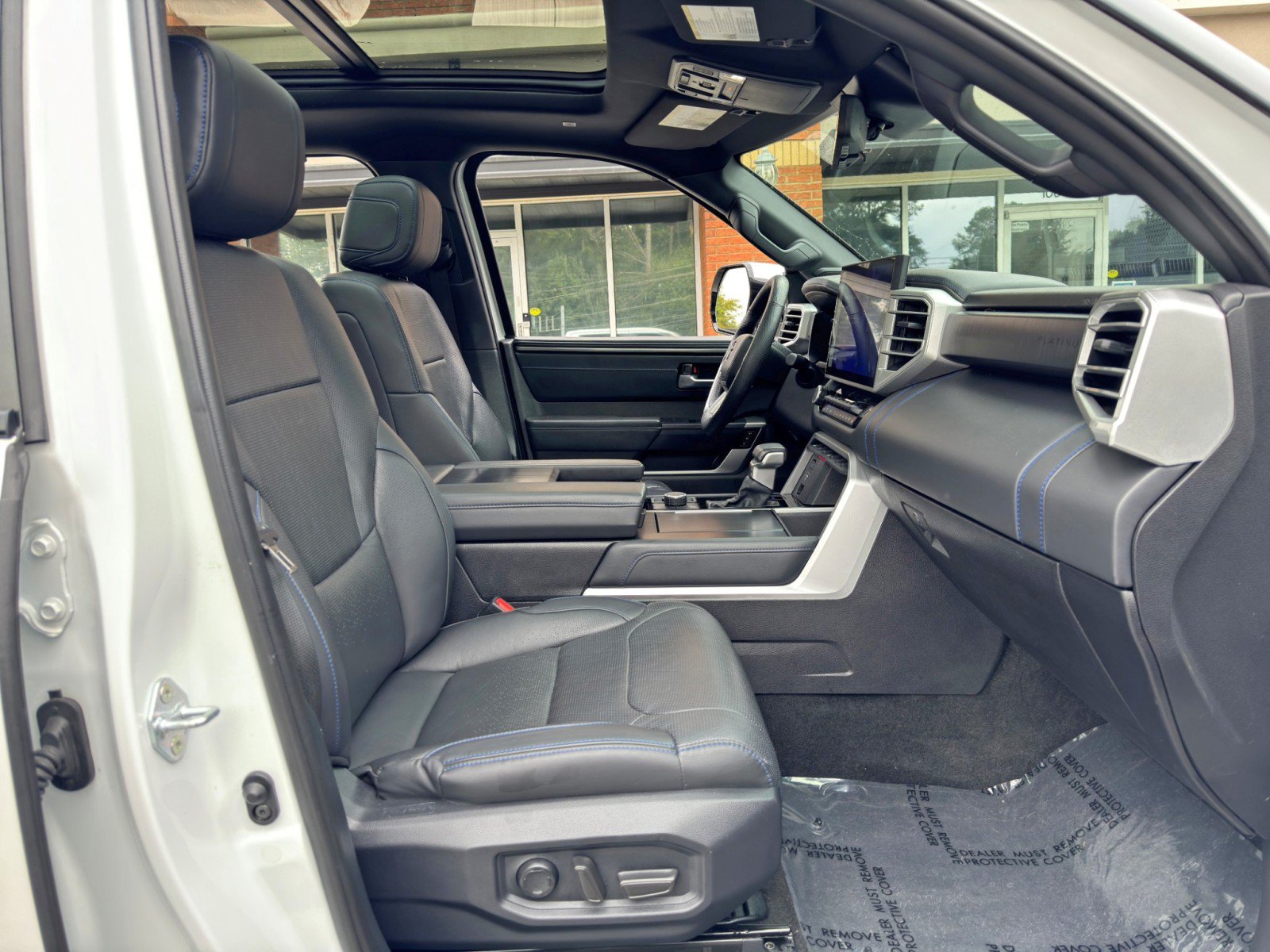 Used 2024 Toyota Tundra Platinum AWD/4WD image 16