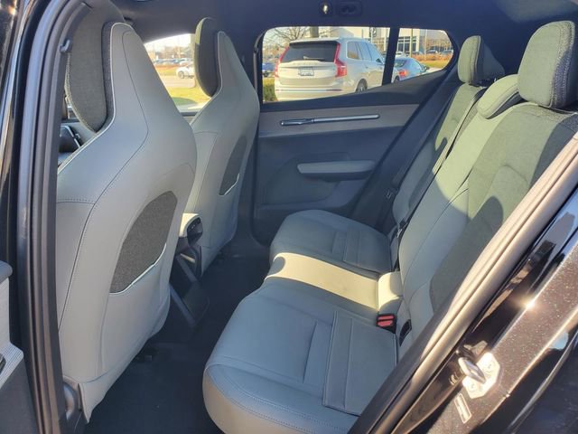 New 2025 Volvo EX30 Plus w/ Protection Package Premier AWD/4WD image 21