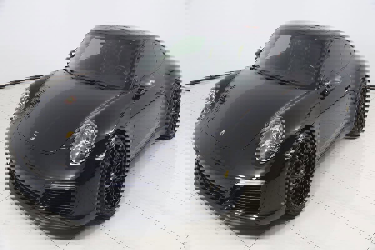 Used 2019 Porsche 911 Carrera T w/ Carrera T Interior Package image 28