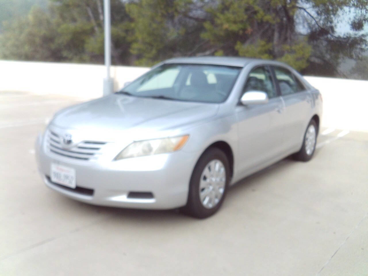 Used 2009 Toyota Camry LE image 4