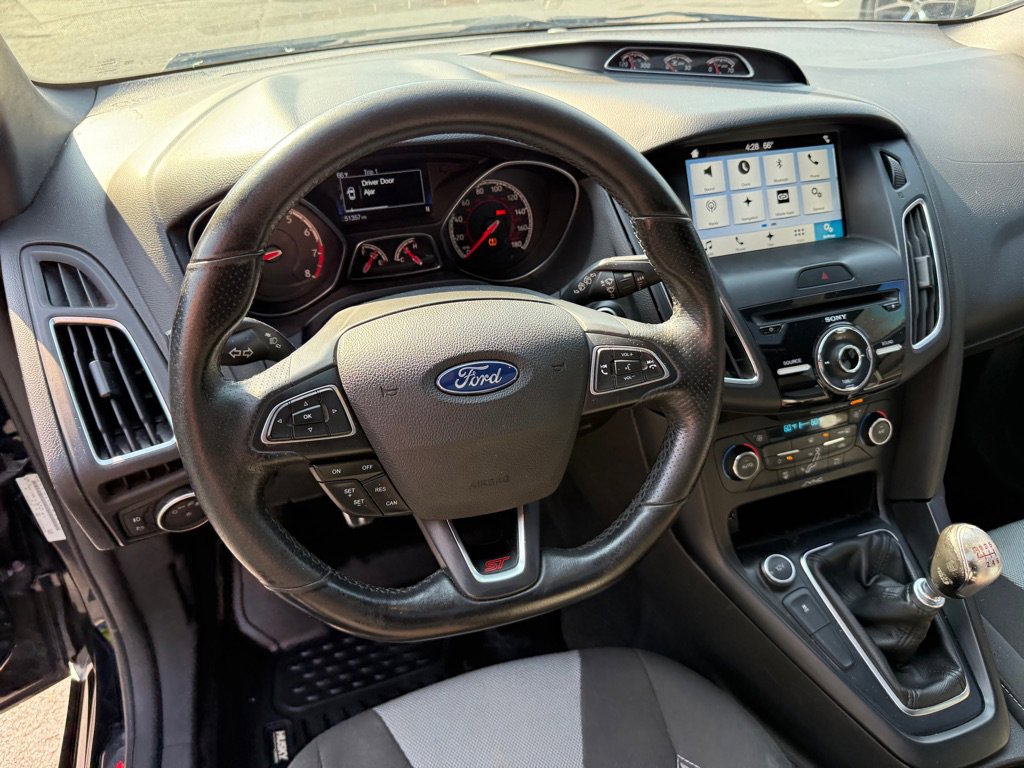 Used 2017 Ford Focus ST w/ Equipment Group 401A FWD image 56
