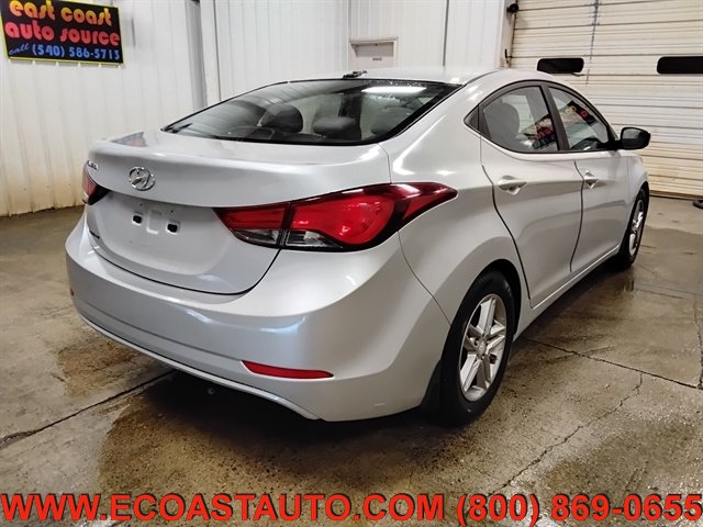 Used 2016 Hyundai Elantra SE FWD image 3