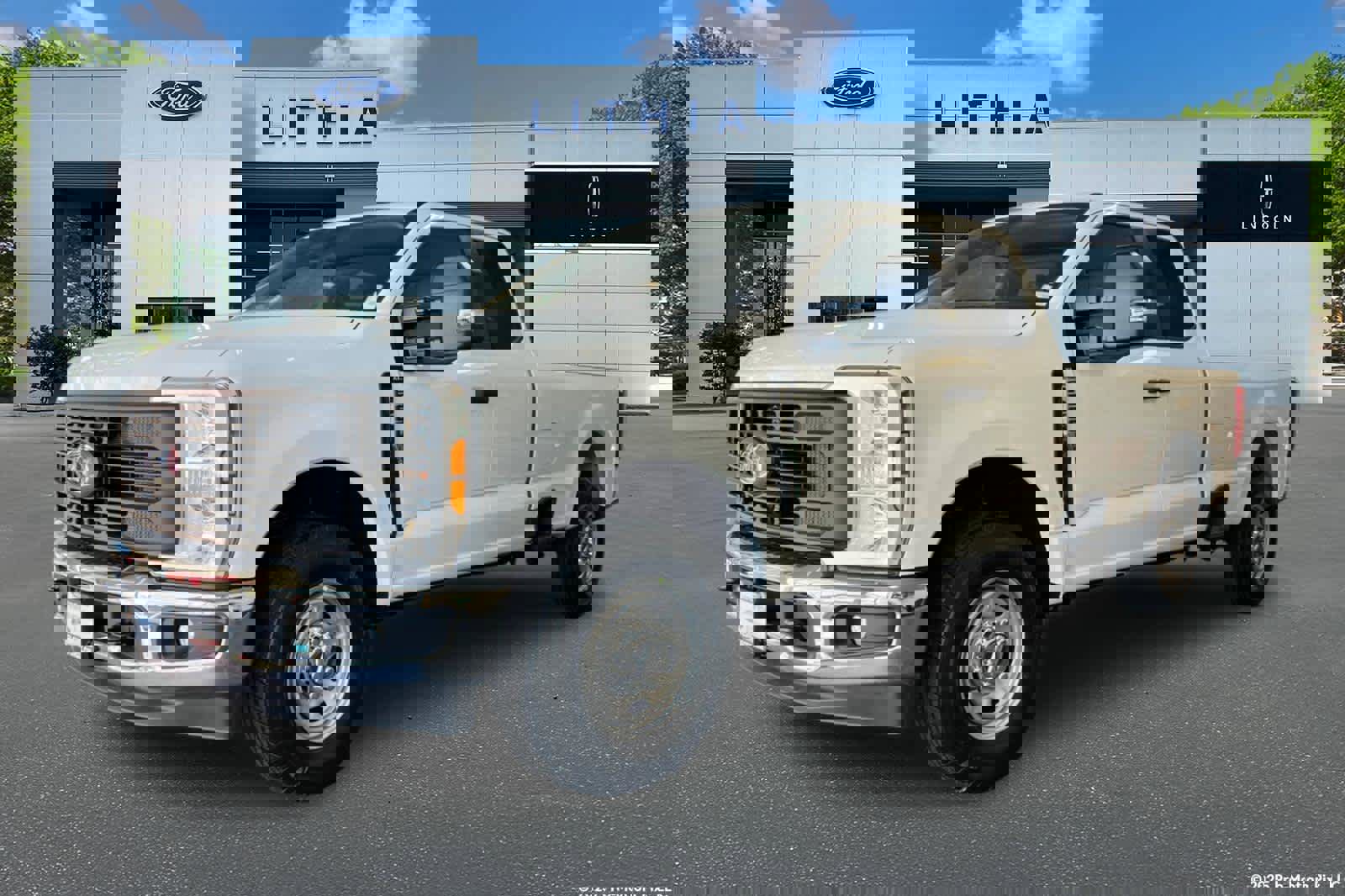 New 2025 Ford F250 XL w/ XL Chrome Package