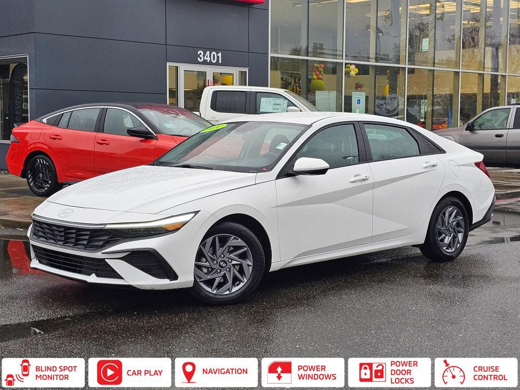 Used 2024 Hyundai Elantra SEL FWD image 1