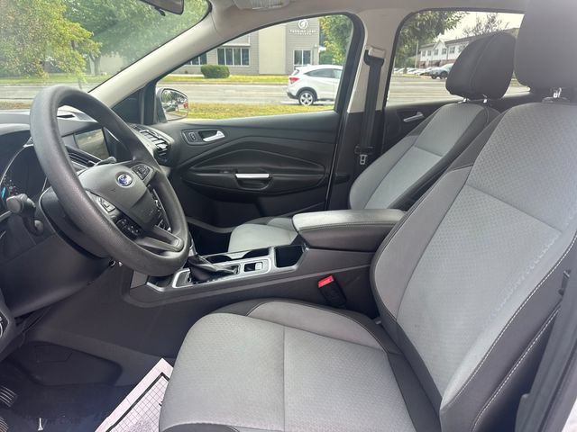 Used 2017 Ford Escape SE w/ Equipment Group 201A AWD/4WD image 13