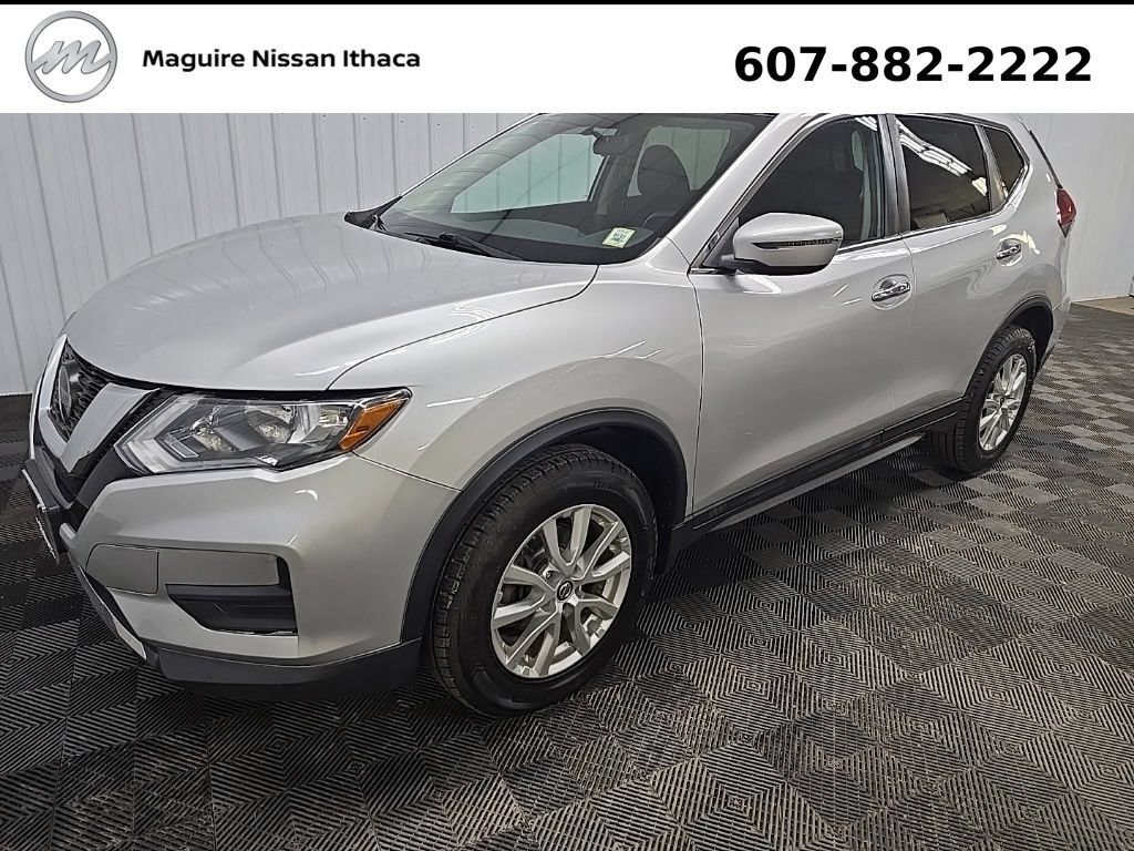 Used 2018 Nissan Rogue SV AWD/4WD image 9
