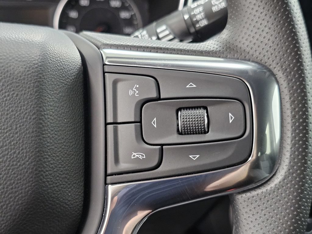 Used 2026 Chevrolet Blazer LT FWD image 32