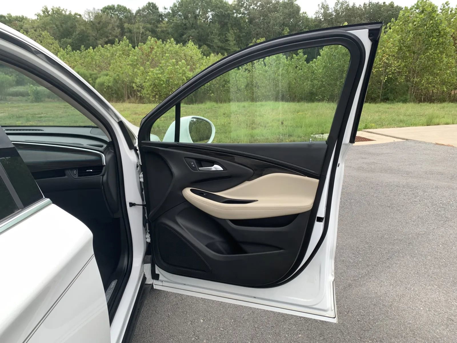 Used 2019 Buick Envision Essence image 20