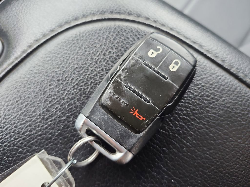 Used 2020 RAM 3500 Tradesman w/ Chrome Appearance Group image 27