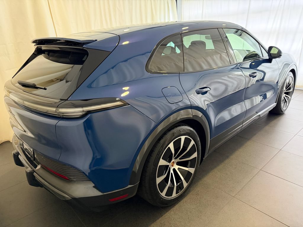 New 2026 Porsche Cayenne Electric AWD/4WD image 9