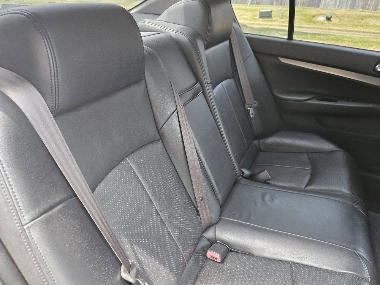 Used 2013 INFINITI G37 x Sedan w/ Premium Pkg AWD/4WD image 14