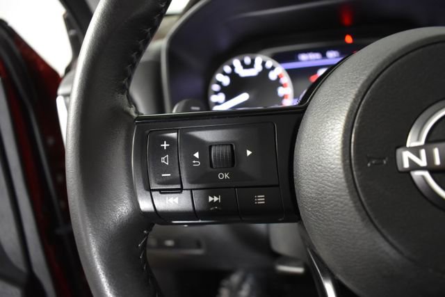 Used 2023 Nissan Rogue SV w/ SV Premium B Package AWD/4WD image 16
